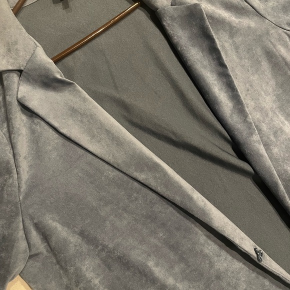 YEST Oversize Blue Blazer - Picture 4 of 4